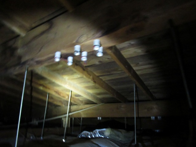 甲府市　瓦棒屋根